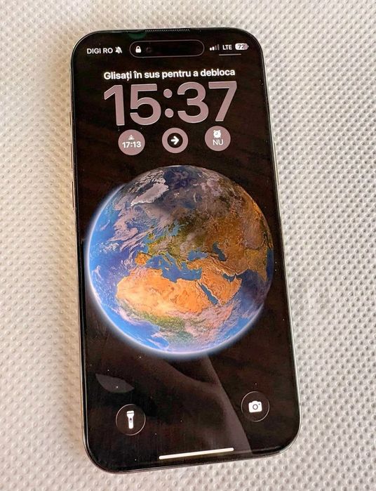 Vând iPhone 17 air 256 gb 100% sănătate