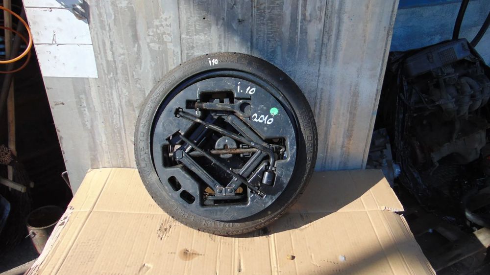 Janta de tabla-chit,cric,cheie,carlig remorcare de Hyundai i10,1.1 benzina, An 2007-2015