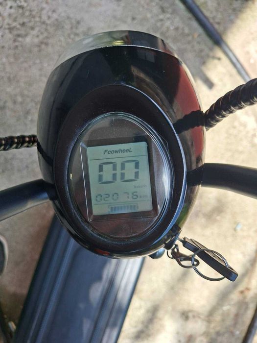 De vânzare scooter electric!