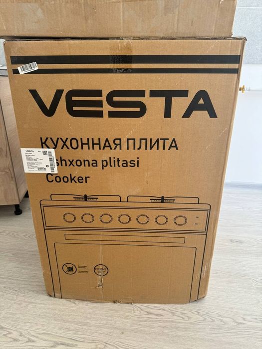 Газовая плита, вытичка, мойка