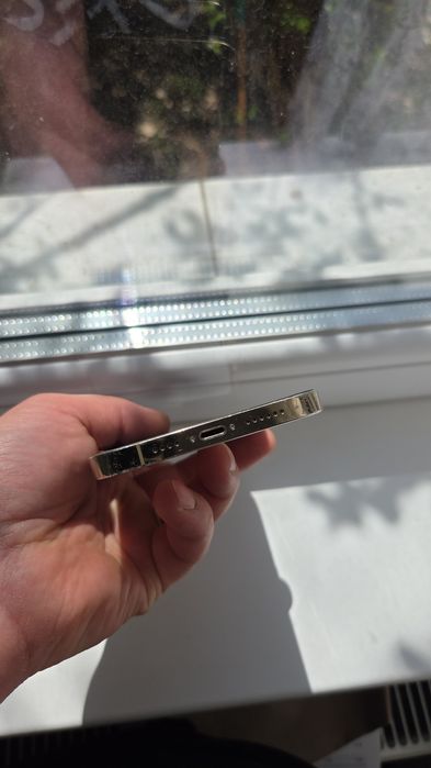 Schimbare Carcasă iPhone (Housing Swap) – ca nou | Ridicare prin curier