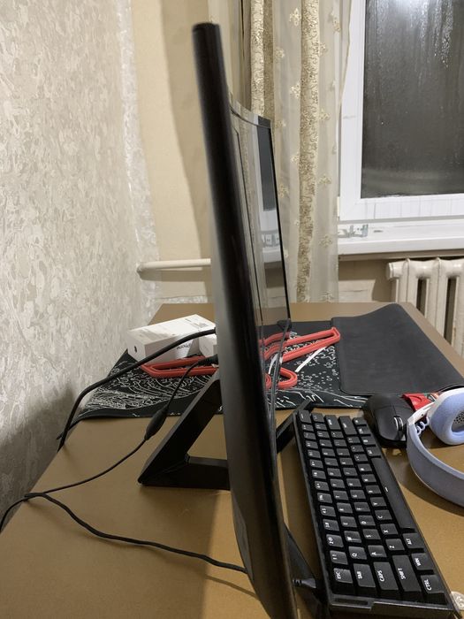 -Монитор Samsung