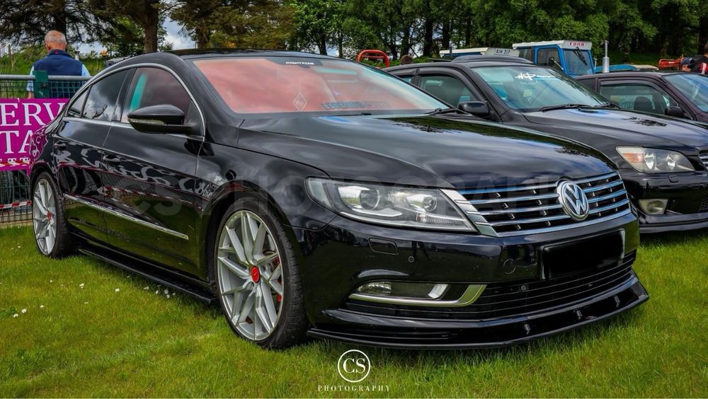 Lip / eleron / praguri vw cc