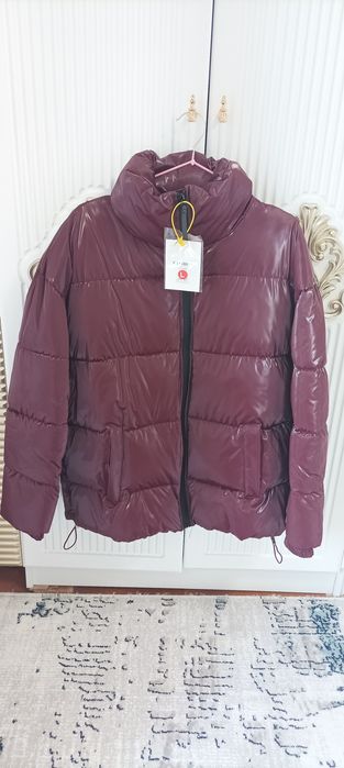 Yangi Kurtka sotiladi