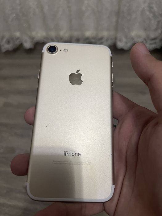Iphone 7 128 GB идеальное состояние