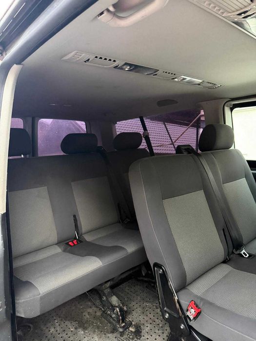 Volkswagen Caravelle T5 2011 2.0