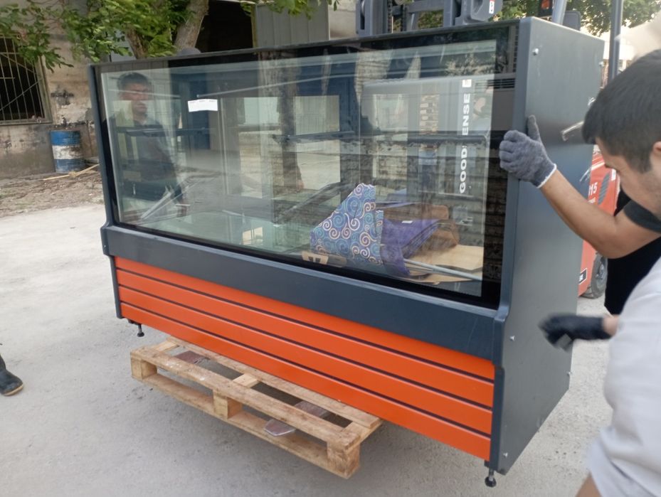 Холодильник витрина, Производства Турция, Фирма Гаглаян!!? Качество ок