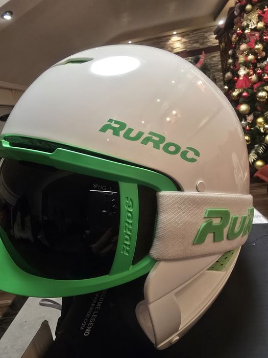 Уникална нова ски каска Ruroc