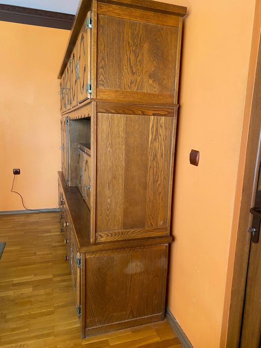 Масивна дървена секция на около 80 години