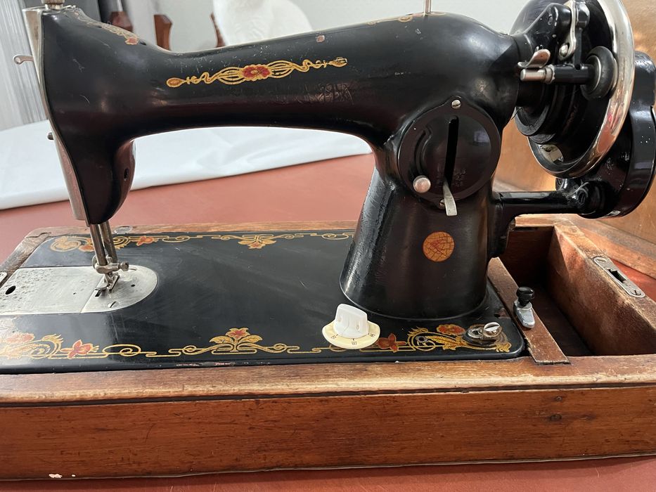 Продам швейную машинку Подольск