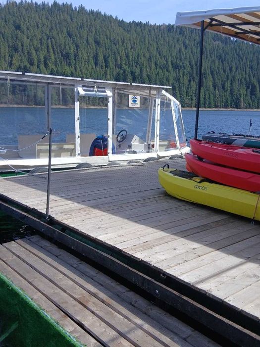 Trăiește aventura pe Lacul Beliș Vaporaș + caiace + hidrobiciclete + paddle + banana | Reducere 10%