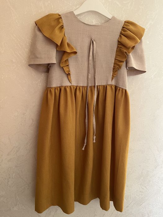 Продам платье детское лень в отл сост