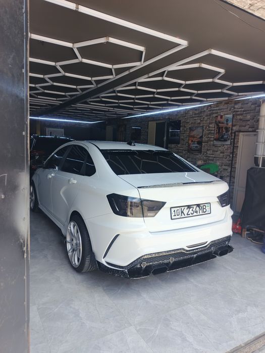 Lada vesta prodam ili sdam v arendu vse voprosi po telefonu