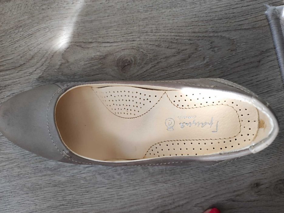 Дамски обувки от естествена кожа