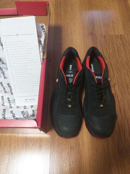 Нови работни обувки BRYNJE- номер 43