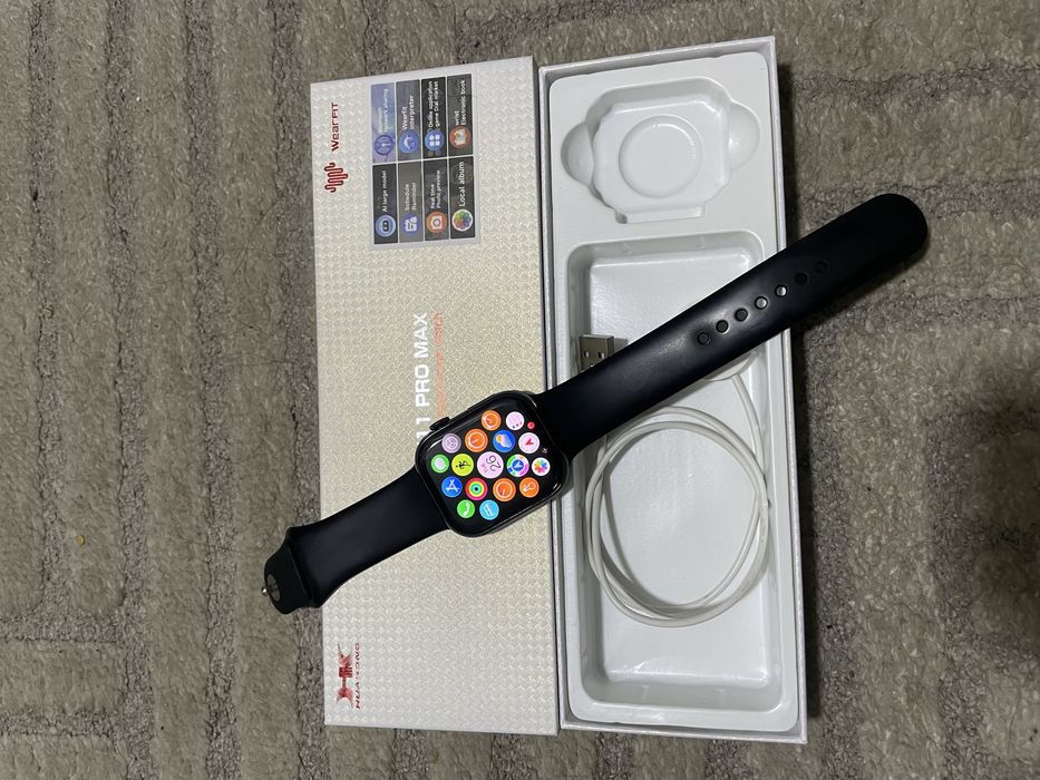 Hk 11 pro max watch  sotiladi