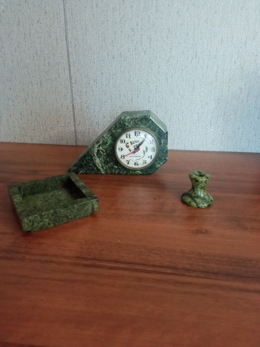 Продам набор из змеевика