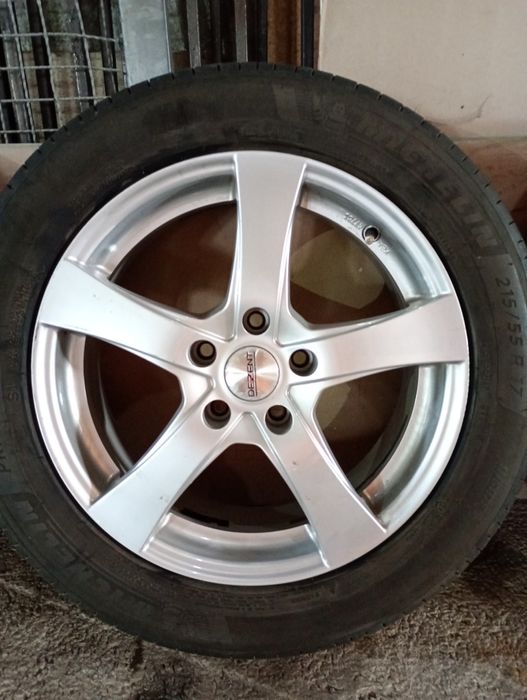 Хюндай,Датчия,Кия джанти със летни гуми 215/55/17 7J ET 43 5x115 цо 6
