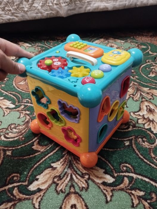Продам развивающие игрушки
