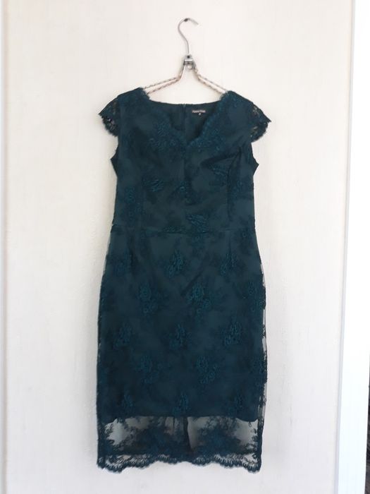 Платья красивые  нарядные,размеры разные,. Смотрите все фото