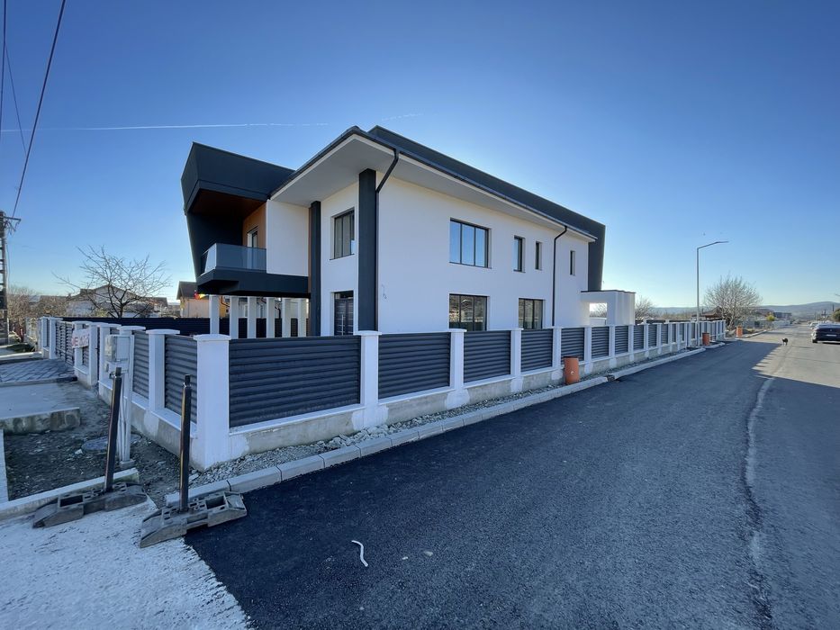 Casa de vanzare / posibilitate rate