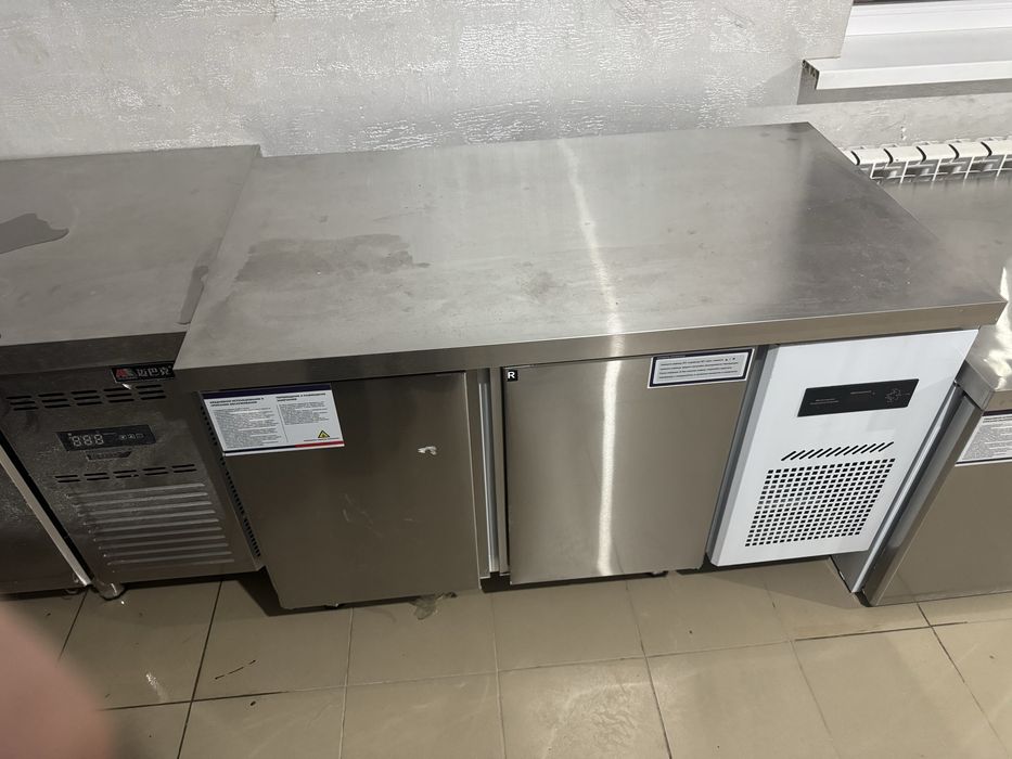 Стольный холодильник от брэнда maibake