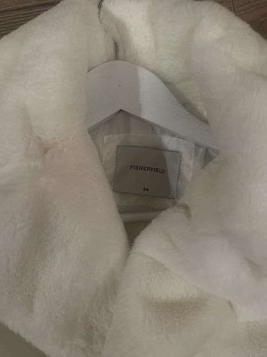 Дамско бяло палто