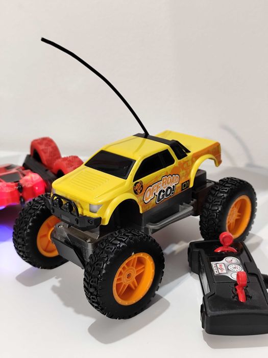 Mașinuță pe telecomandă