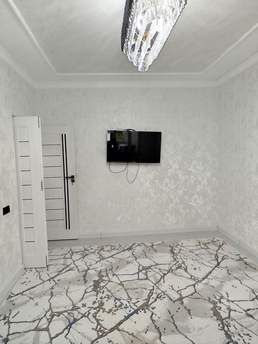 Срочно продаётся 77 серия 2 комнатный квартира с евро ремонтом