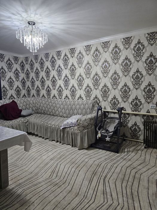 3 xonali kvartira sotiladi