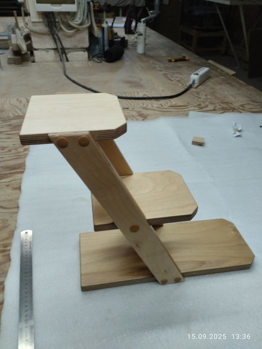 Полочки под цветы