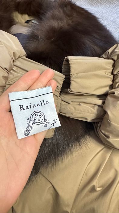 Женское пальто Rafaello