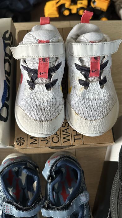 Детски сандалки,маратонки Зара,адидас,найк,пума