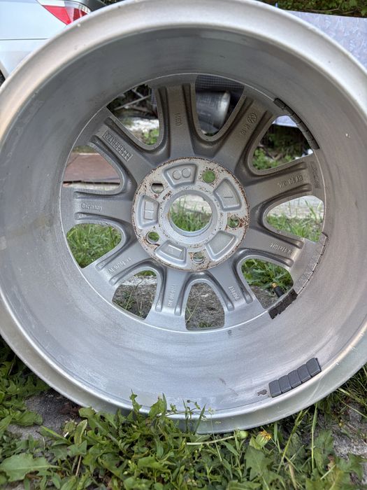 Джанти за VW GOLF V 5х112 15цола и една за audi a3