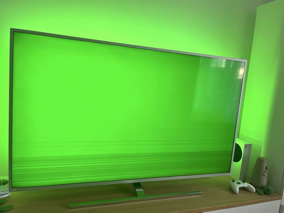 Philips one Ambilight 146cm