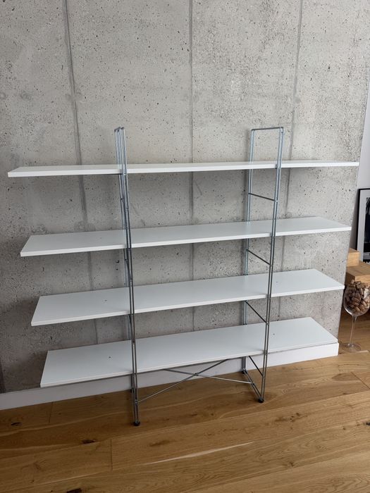 Etajera/Biblioteca/Raft IKEA BYAKORRE