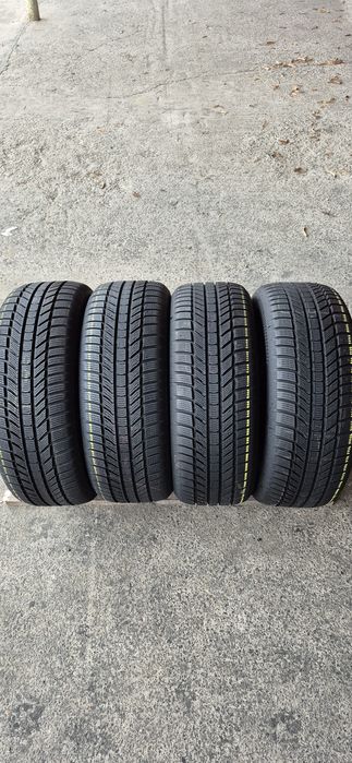 4 anvelope iarna ca si noi Continental 235/55/17.Pretul este pe bucata