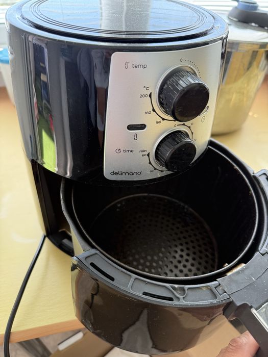 Фритюрник с горещ въздух Delimano Air Fryer 3.5L – отлично състояние