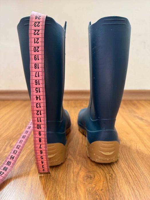 No: 33-34 -> много леки ДЕТСКИ гумени ботушки