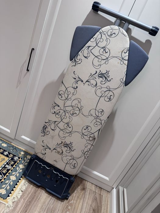 Парогенератор Филипс + гладильная доска Филипс