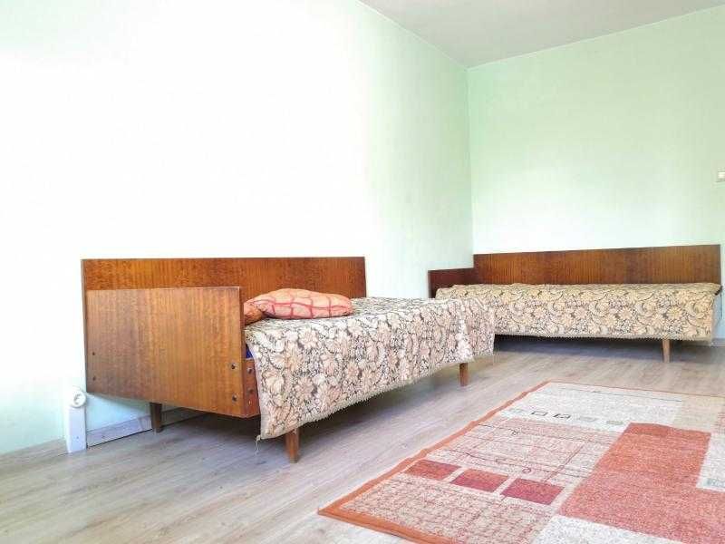 Дава се под наем Тристаен апартамент в Бургас, Изгрев - 65 кв.м за 433.5 € - Снимка #4