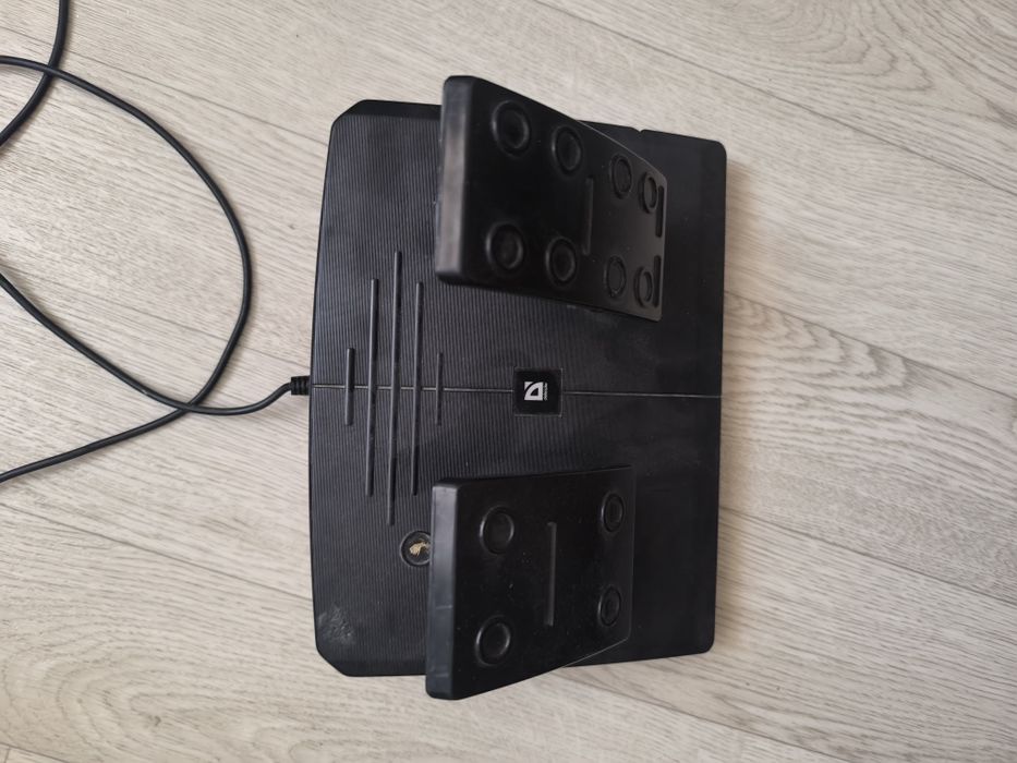 Продаю.        педали