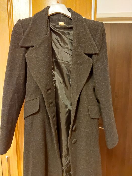 Vând palton toamna-iarna