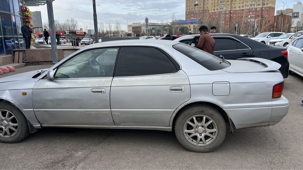 Тойота Виста sv42
