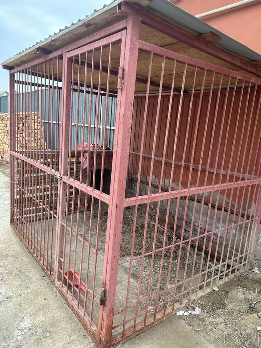 Продается железный вольер