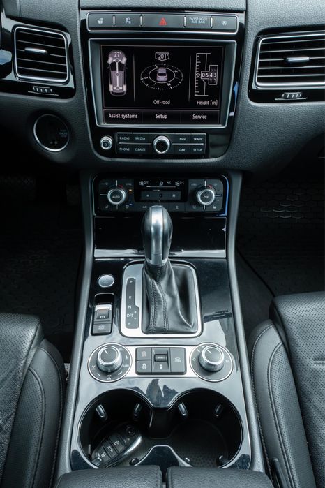 Volkswagen Touareg R-line Full