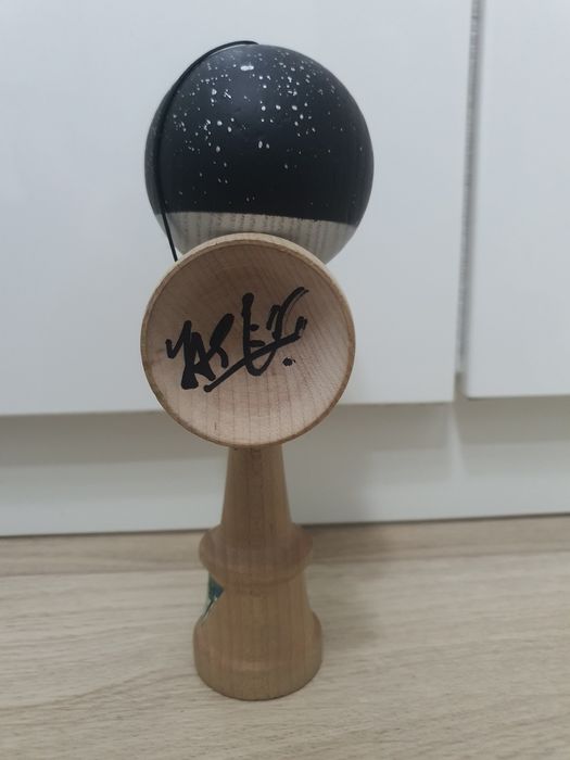 Kendama Custom (ken lambo krom,tama revo clear okendama)