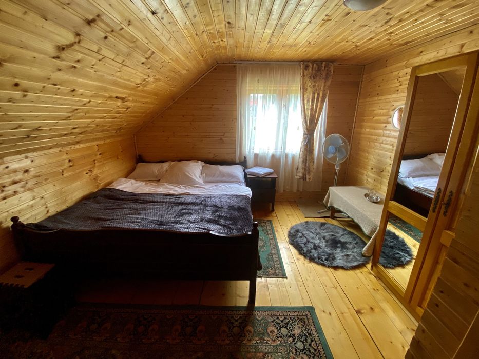 Cabana cu ciubar jacuzzi de inchiriat