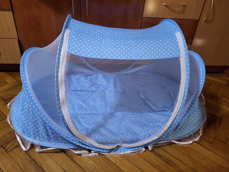 Pătuț portabil pliabil cu plasă de țânțari