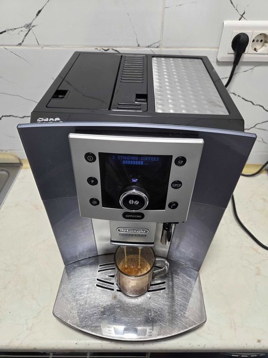 Espressor Automat CU DEFECT DeLonghi ESAM5500.M Perfecta Cafea Boabe